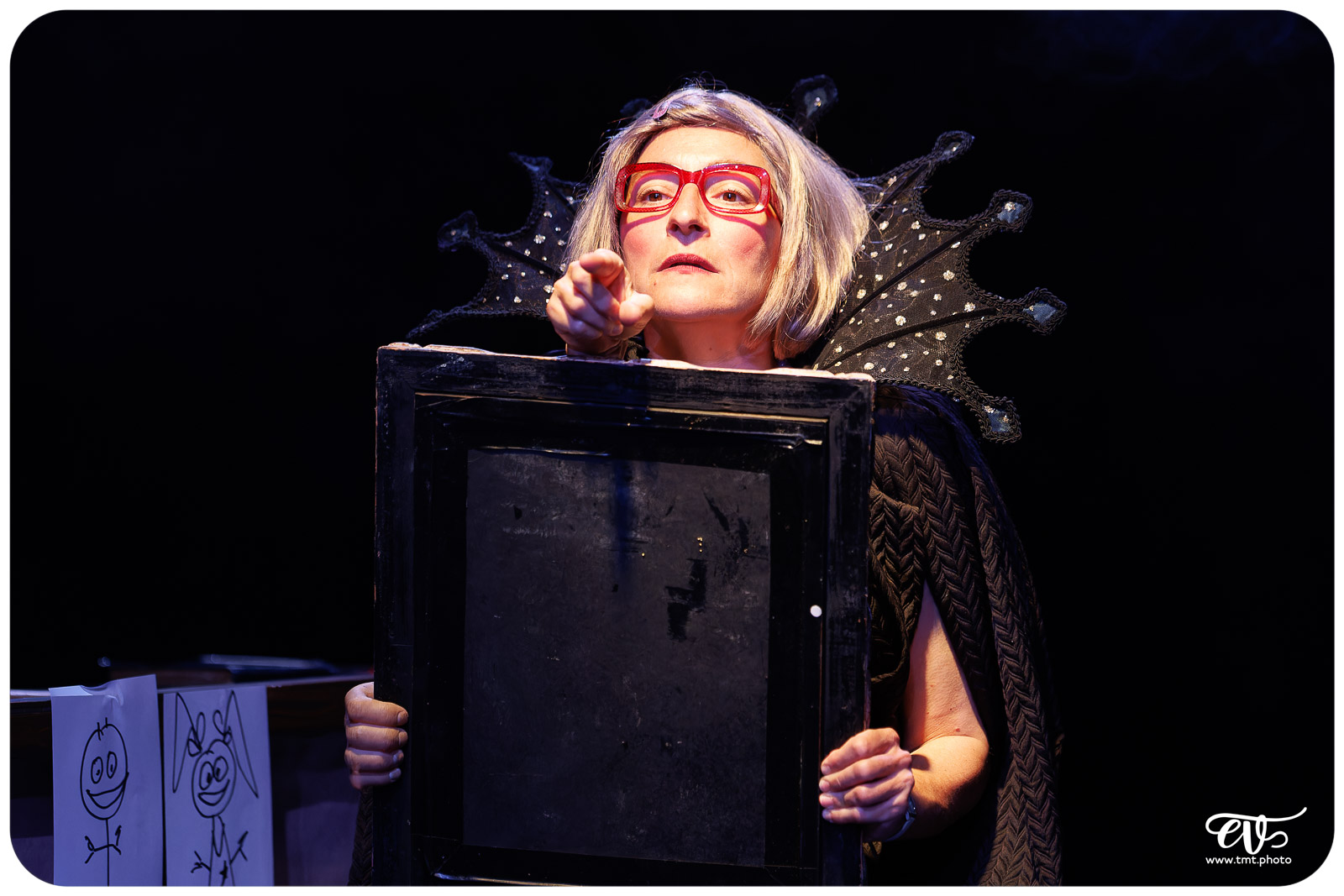 ON VOUS RACONTE DES HISTOIRES (CIE DU DÉTOUR)